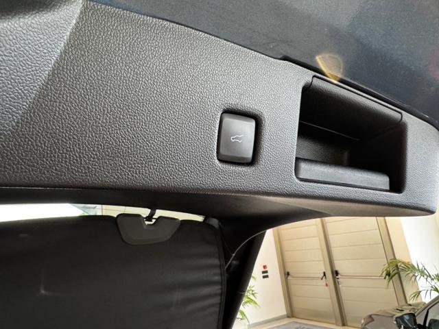 FORD Kuga 2.0 EcoBlue 120 CV aut. 2WD ST-Line - VARI COLORI!