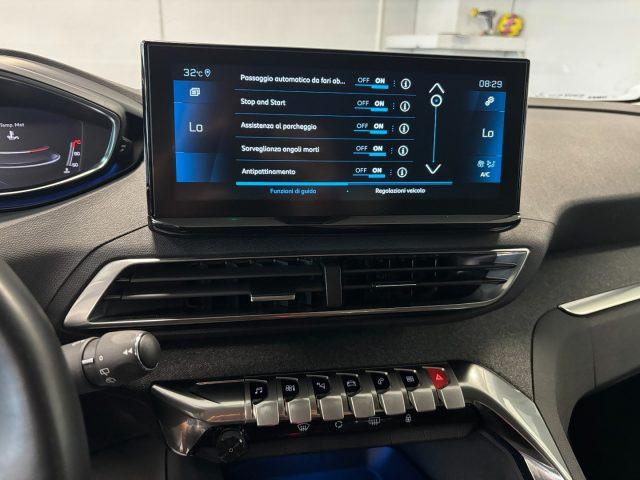 PEUGEOT 5008 7 Posti Allure Pack 1.5 Diesel