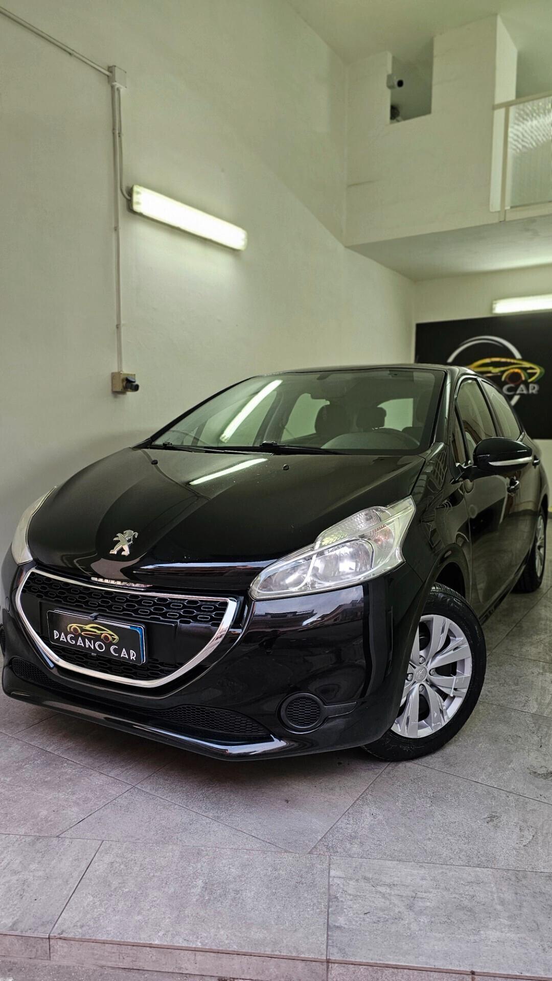 Peugeot 208 1.4 HDi 68 CV 5 porte