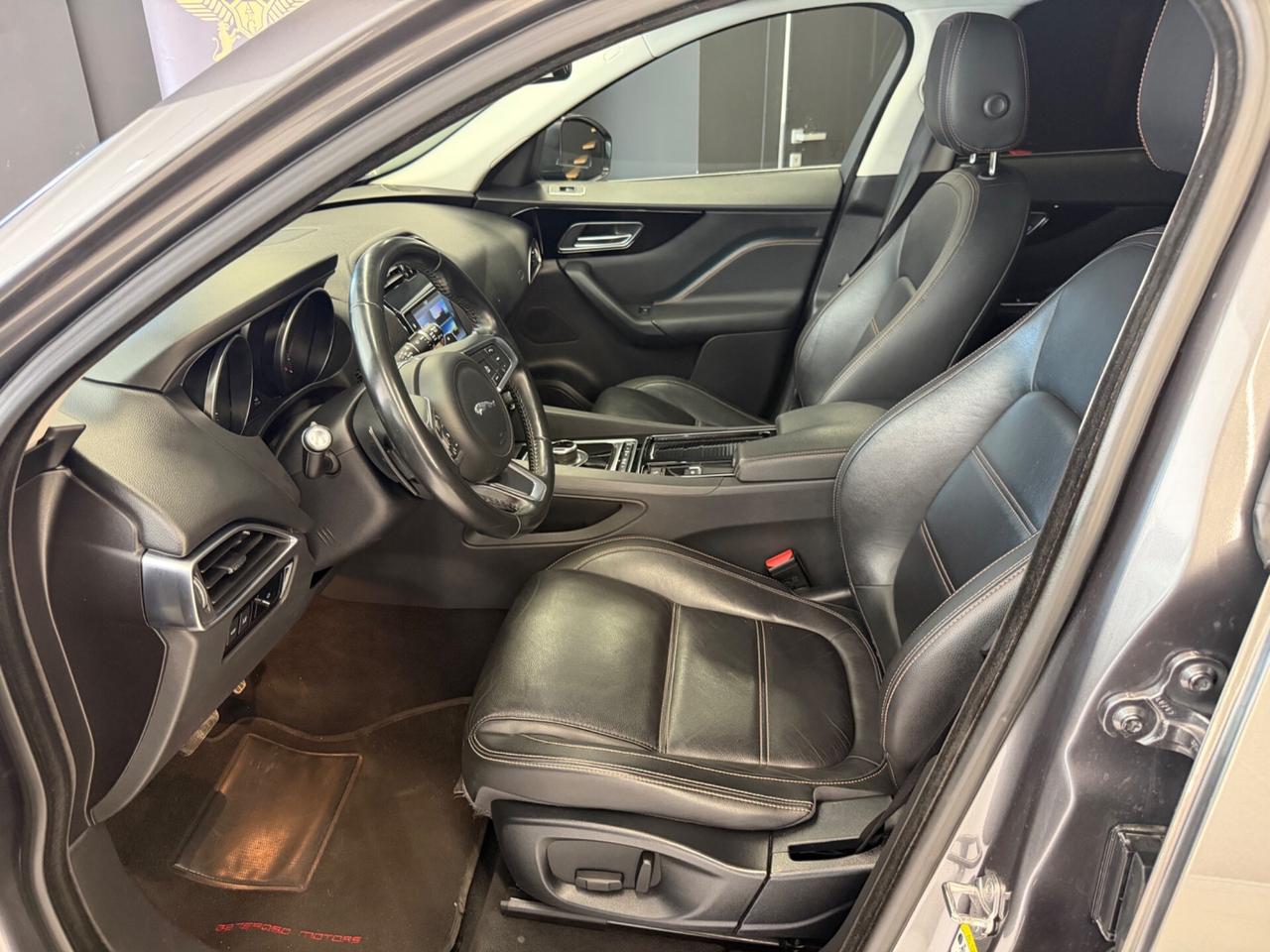 Jaguar F-Pace 2.0 D 180 CV AWD PRESTIGE