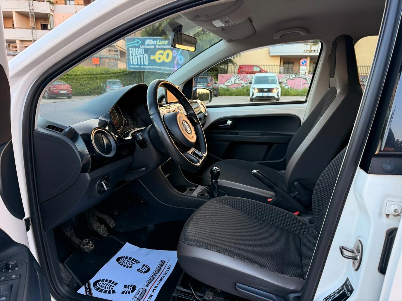 Volkswagen up! 1.0 5p 12 MESI GARANZIA