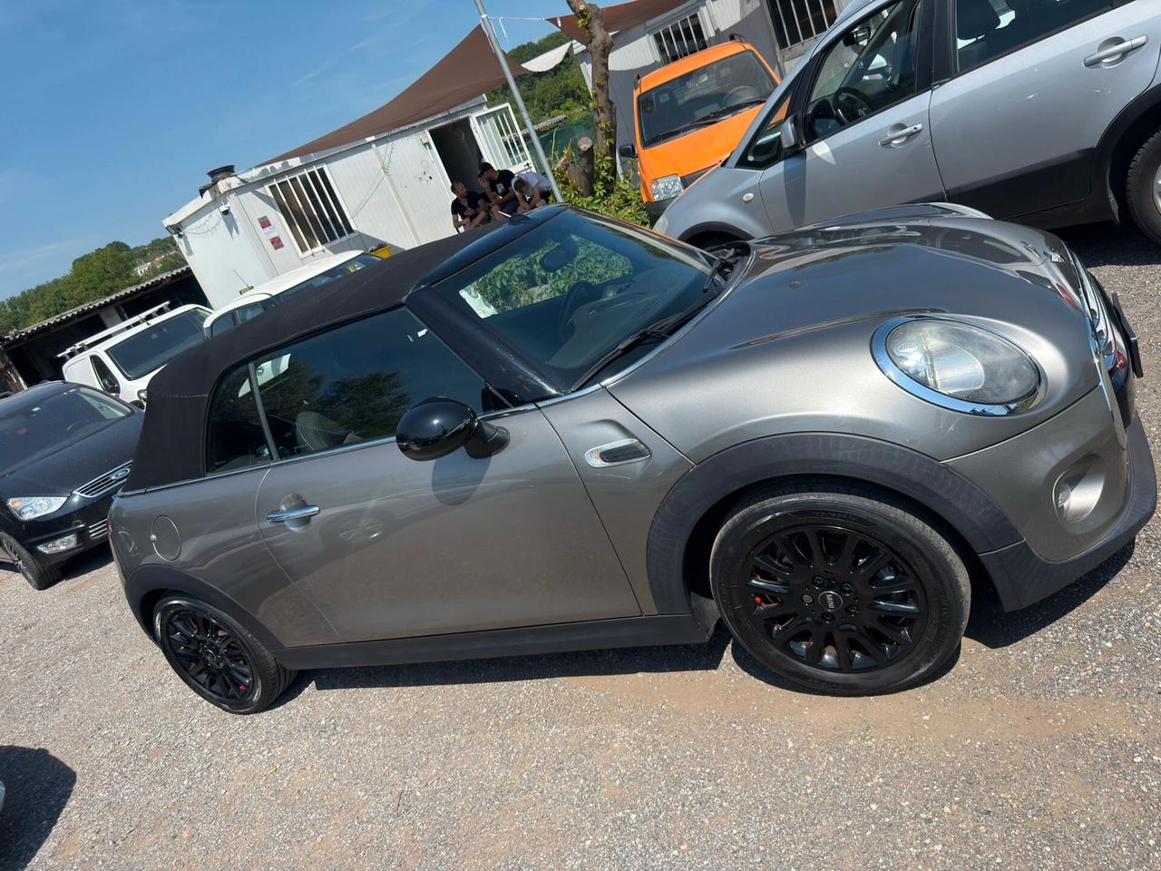 Mini 1.5 Cooper D Hype Cabrio