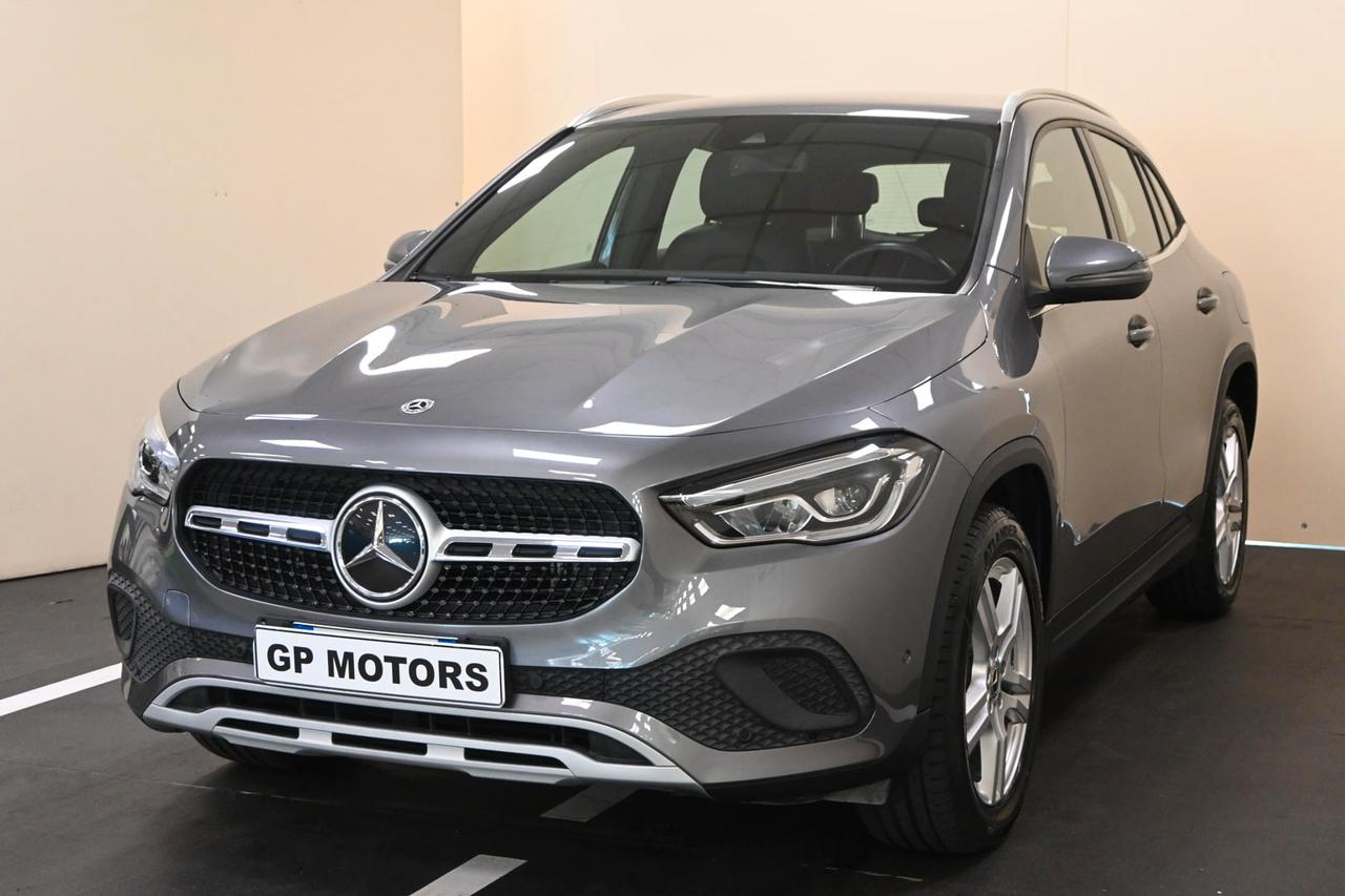 MERCEDES GLA (H247) GLA 250 e hybrid E...