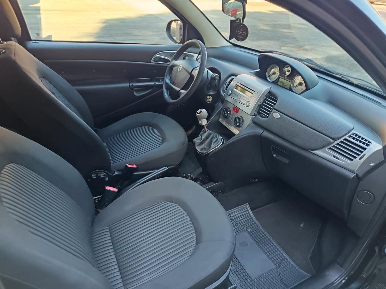 Lancia Ypsilon 1.3 MJT 75 CV Diva 2010 euro 5