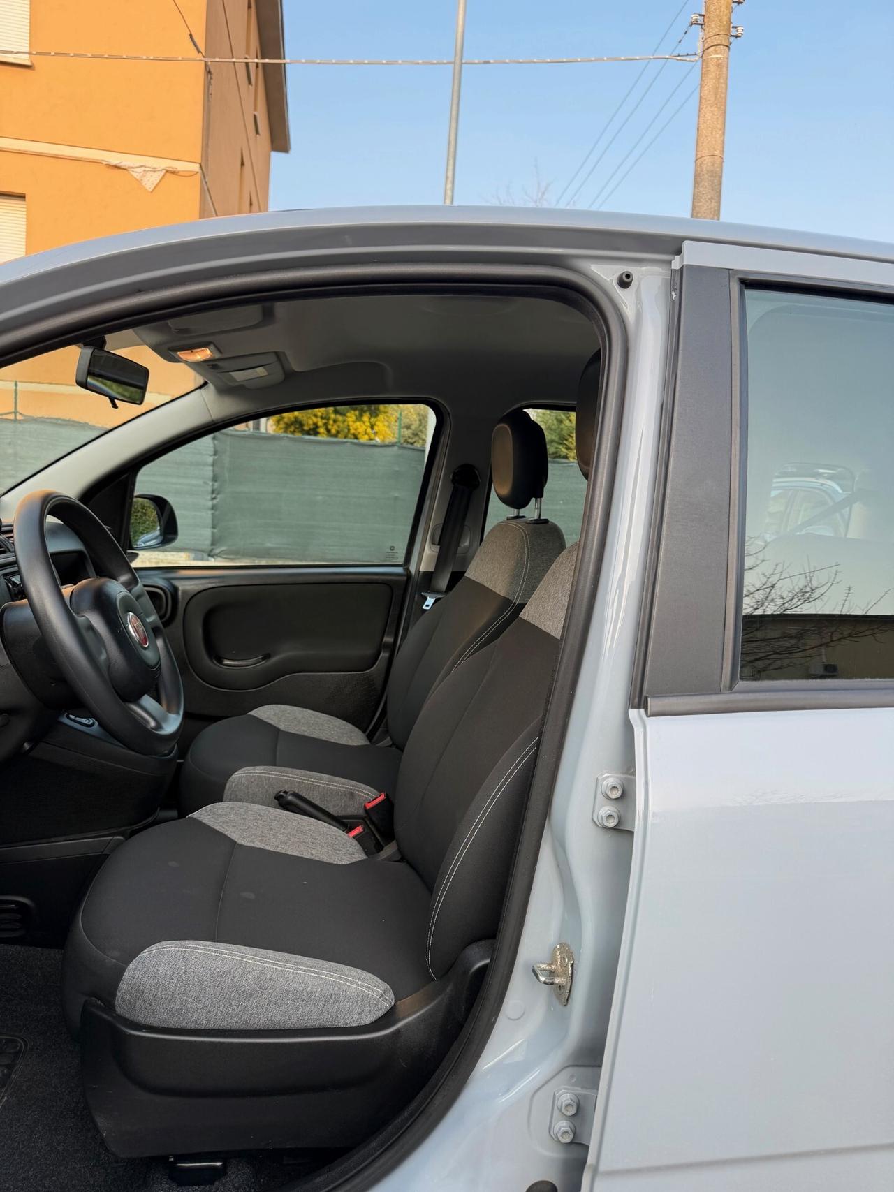 Fiat Panda 1.0 Hybrid - NEOPATENTATI - 12 MESI DI GARANZIA -
