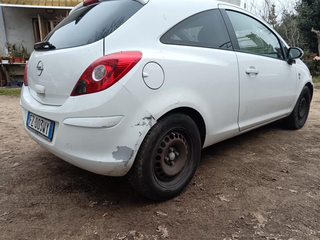 Opel Corsa 1.2 80CV 3 porte GPL-TECH Club