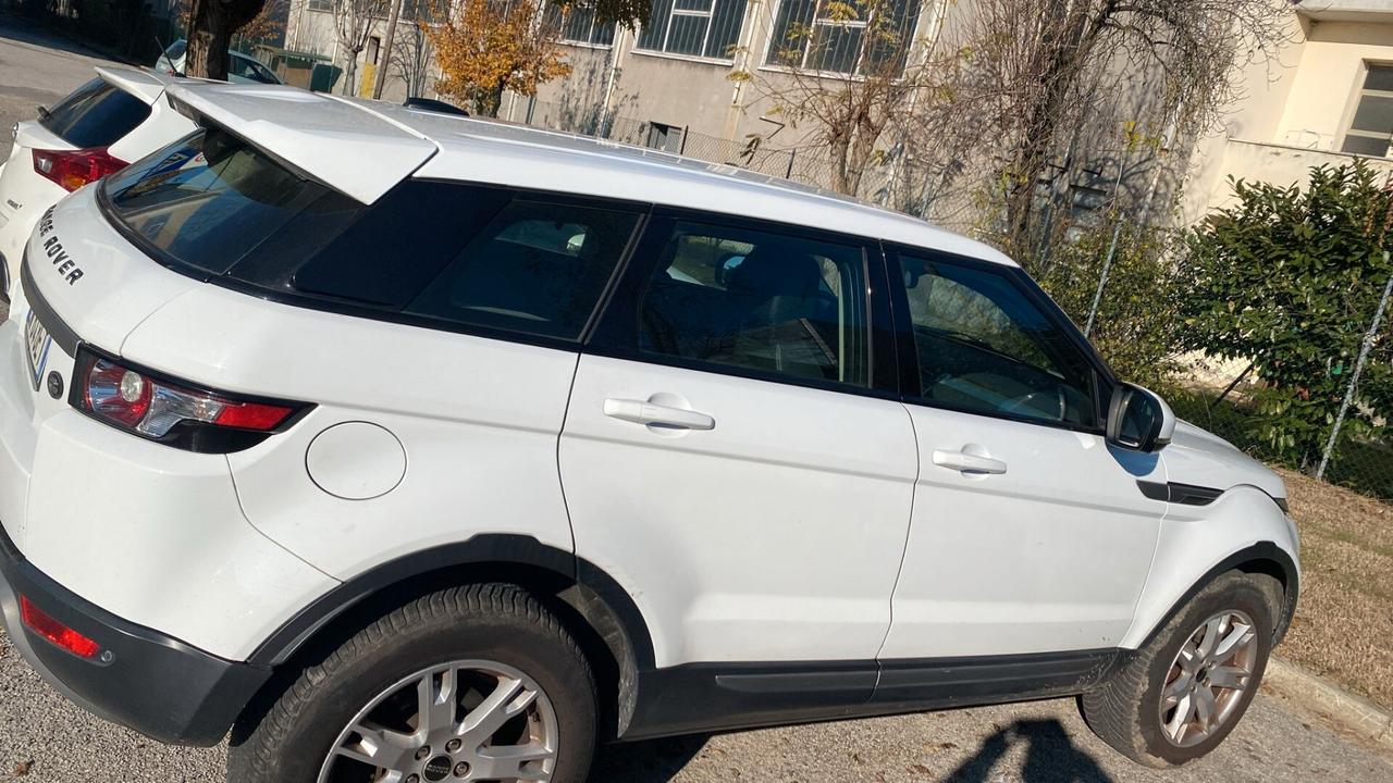 Land Rover Range Evoque 2.2 TD4 5p. Prestige