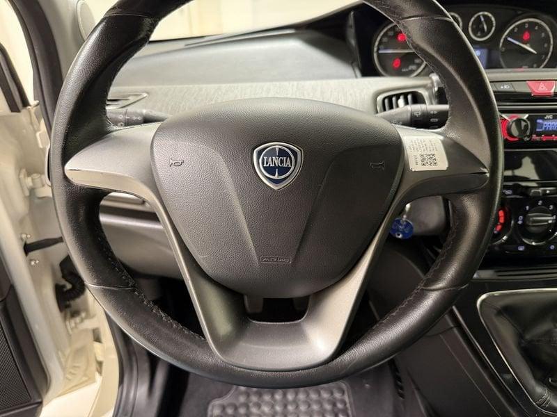 Lancia Ypsilon Ypsilon 0.9 TwinAir 85 CV 5 porte Metano Ecochic Gold