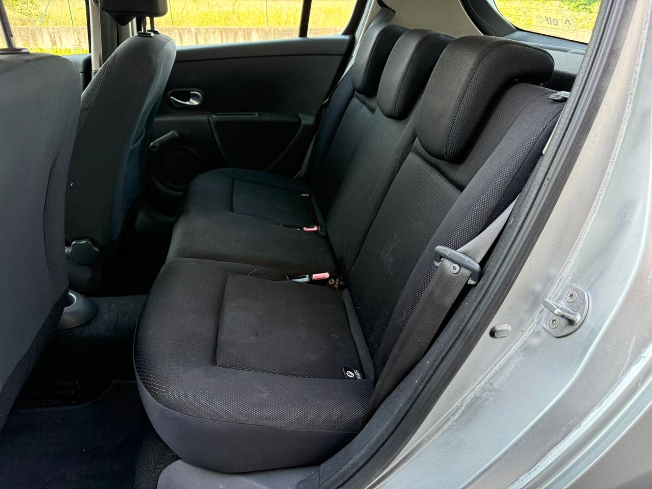 Renault Clio 1.5 dCi 68CV 5 porte NEOPATENTATI
