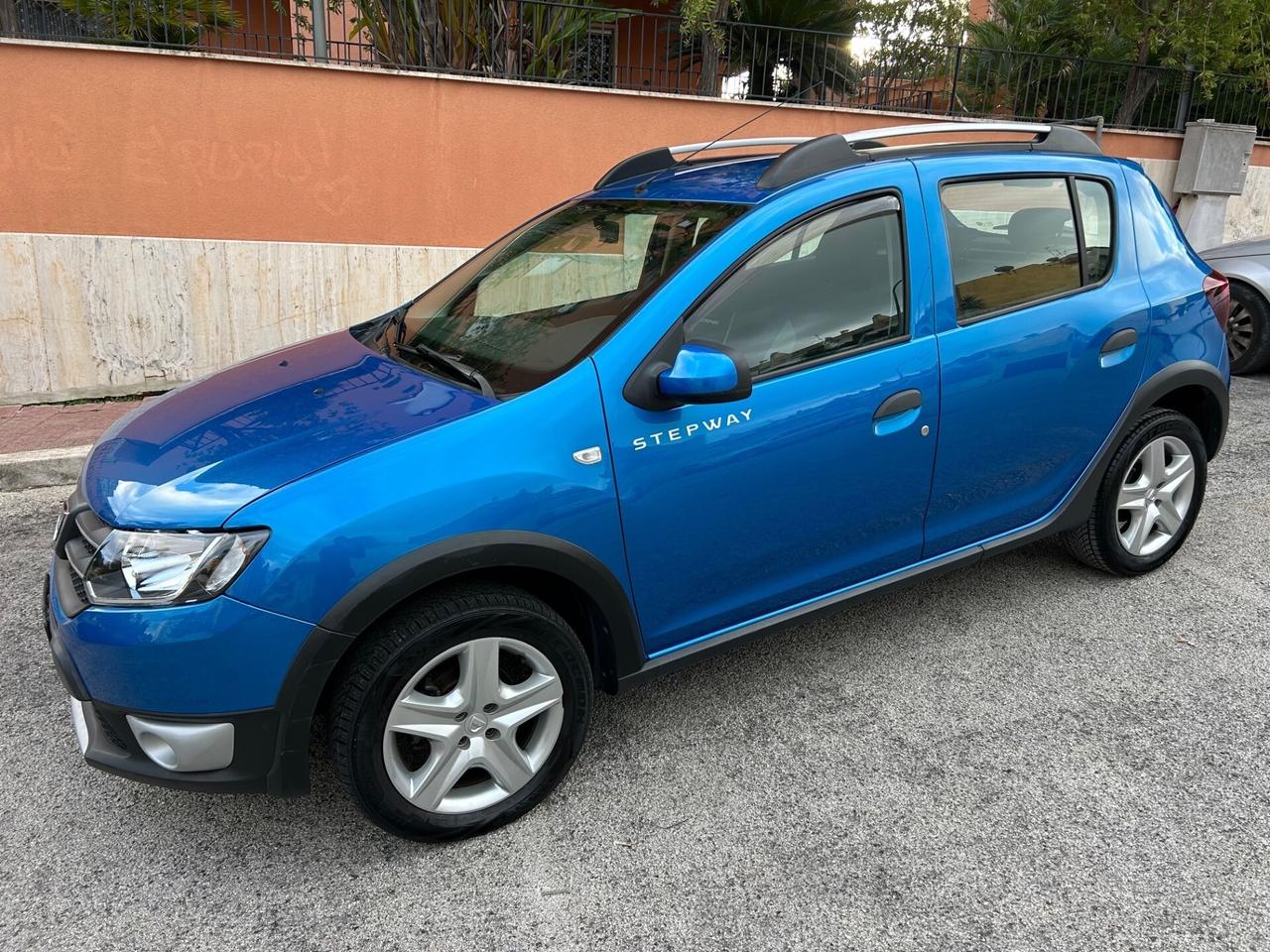 Dacia Sandero Stepway 1.5 dCi Solo 30000 km !!!!!!