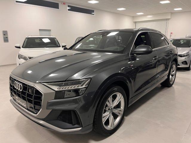 AUDI Q8 50 TDI 286 CV quattro tiptronic Sport