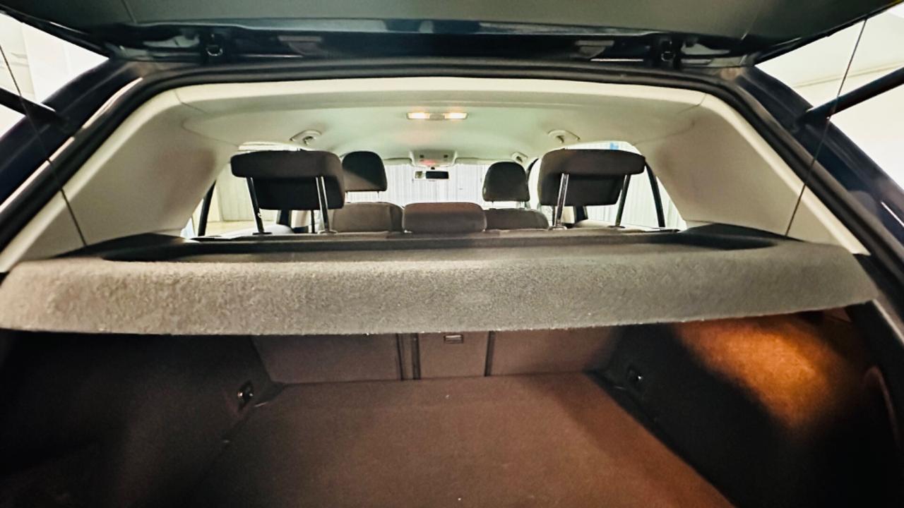 Volkswagen Golf 1.6 TDI 5p. Highline Technology.anche per neopatentati