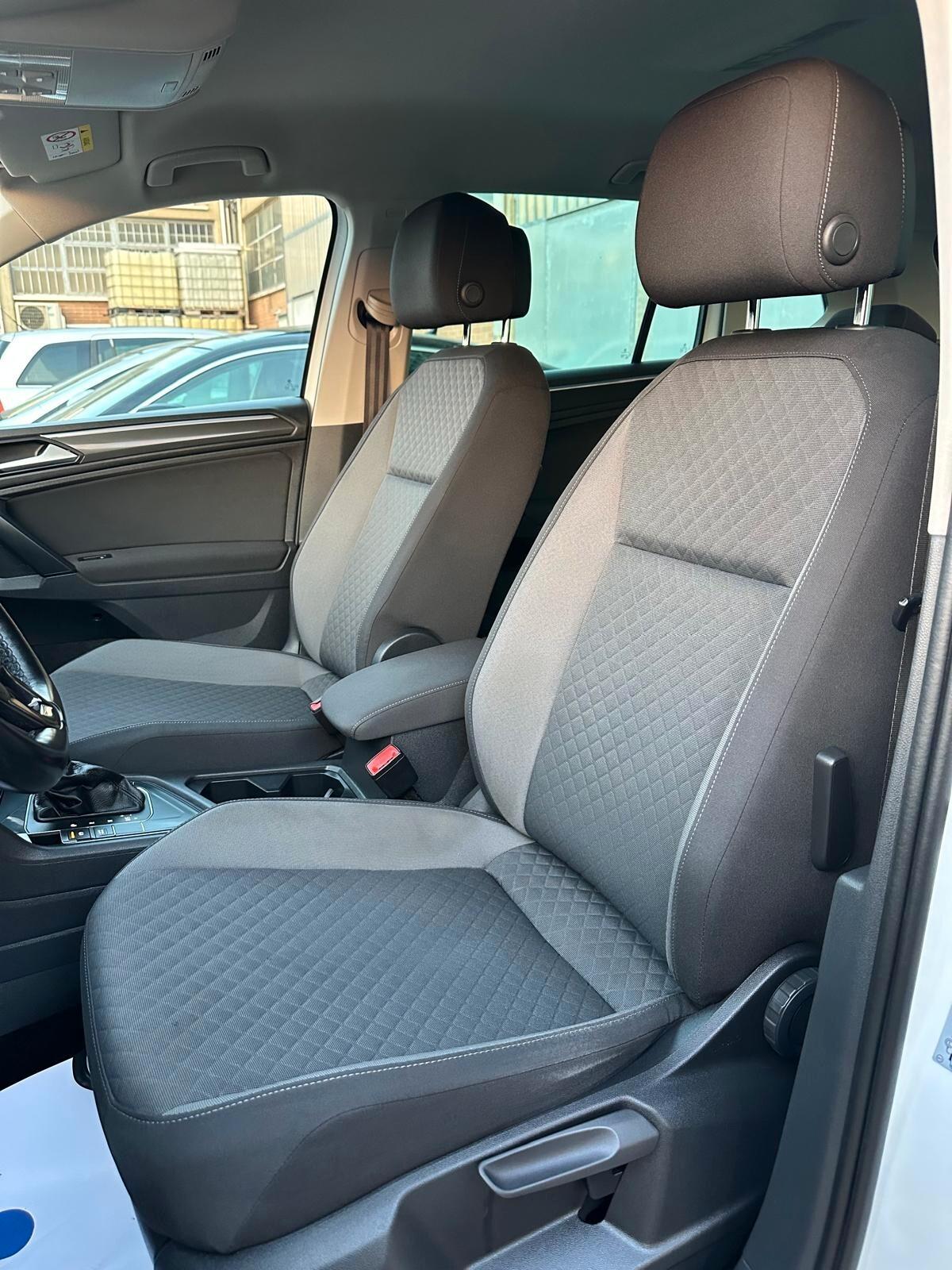 Volkswagen Tiguan 2.0 TDI DSG R-LINE