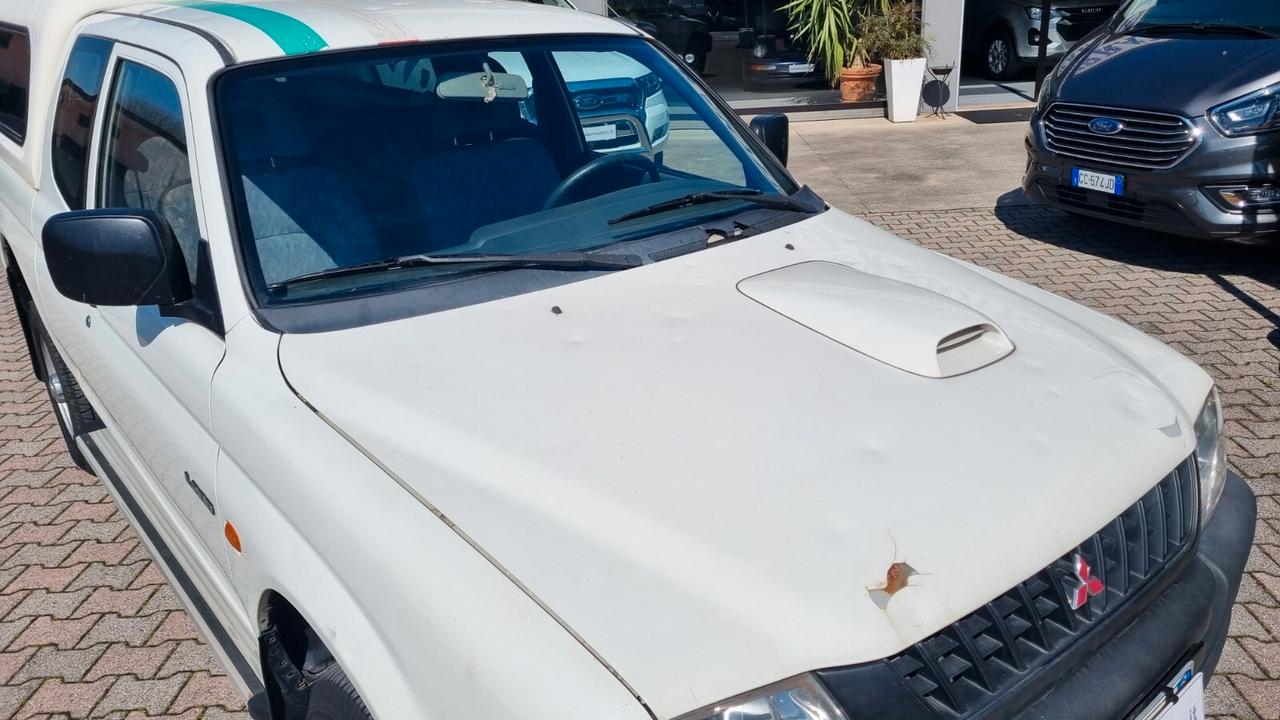 Mitsubishi L200 2.5TDI 4WD Cassone LUNGO