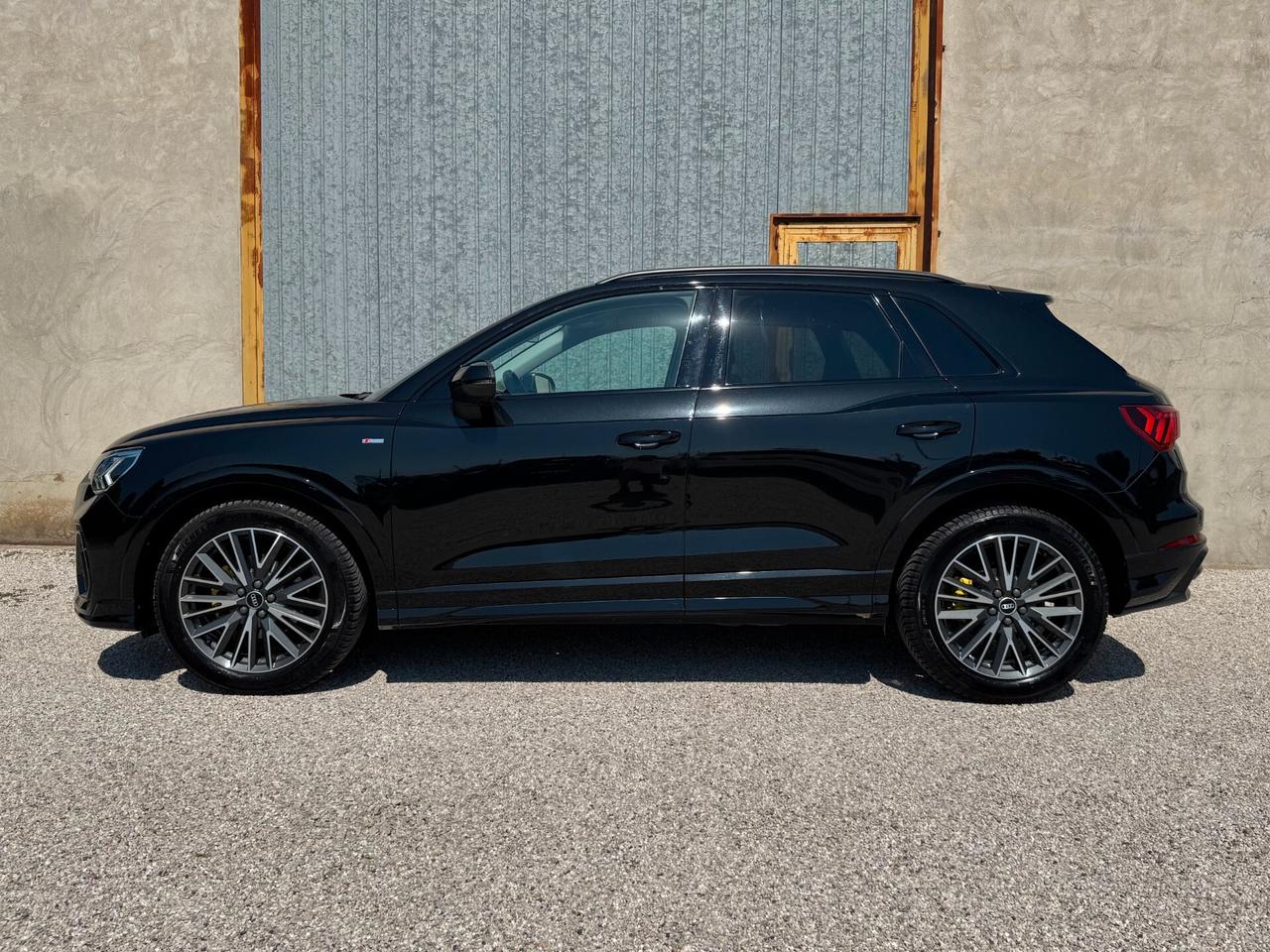 Audi Q3 35 TDI S line edition | TAGLIANDI AUDI