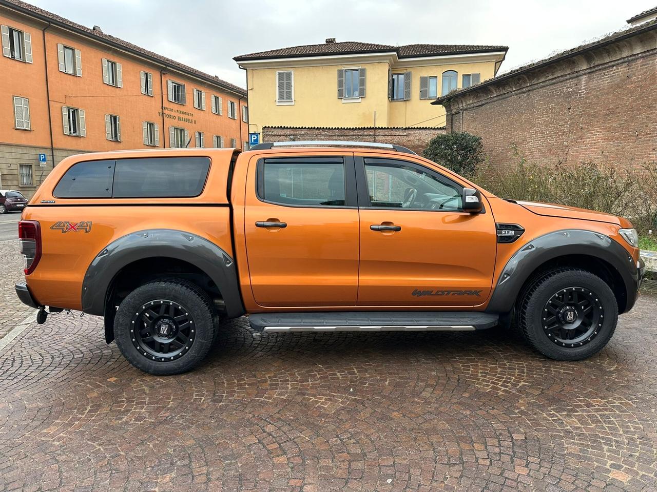 Ford Ranger 3.2 TDCi 200CV aut. DC Wildtrak HARD TOP