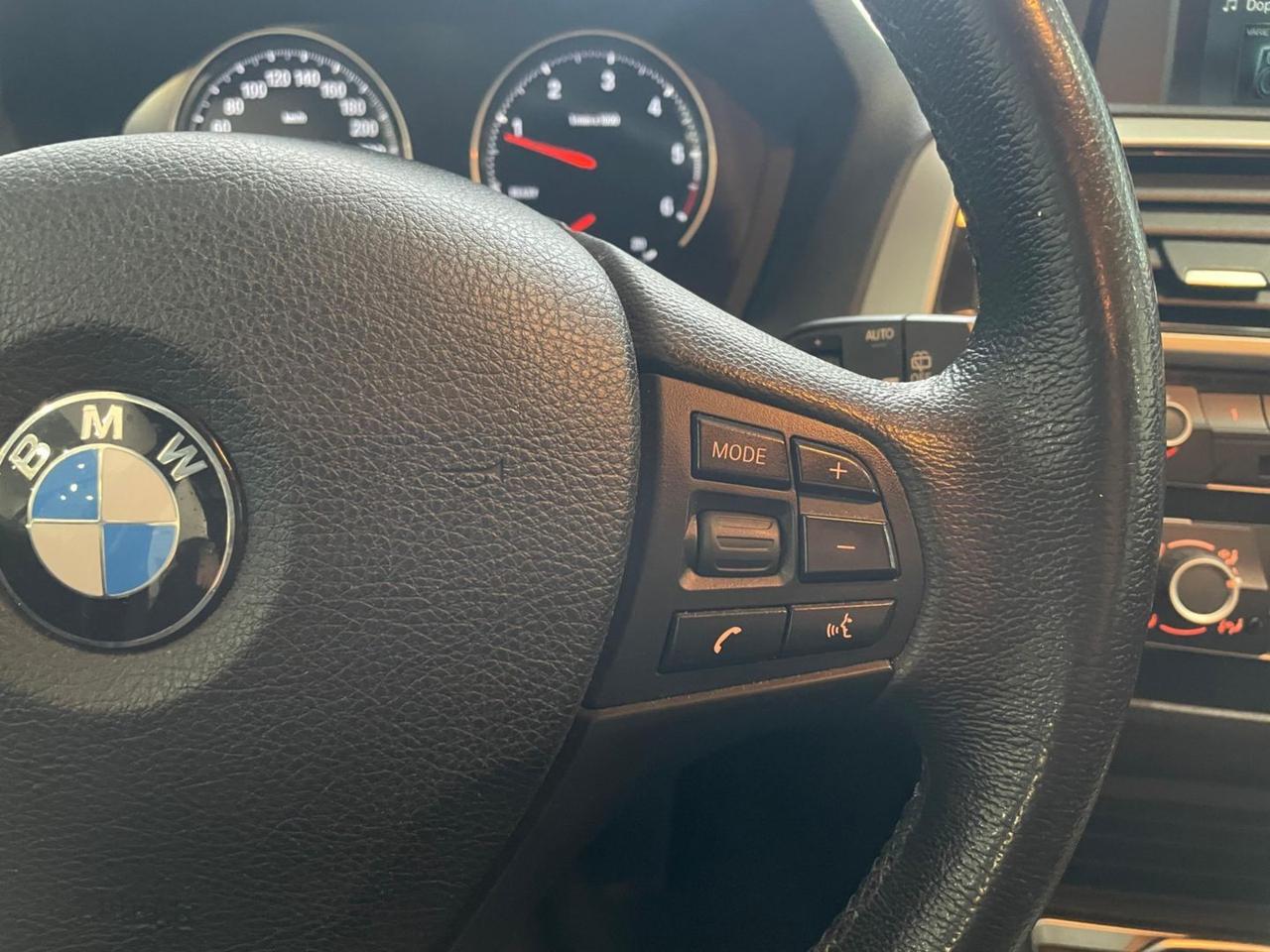 BMW Serie 1 Advantage F40