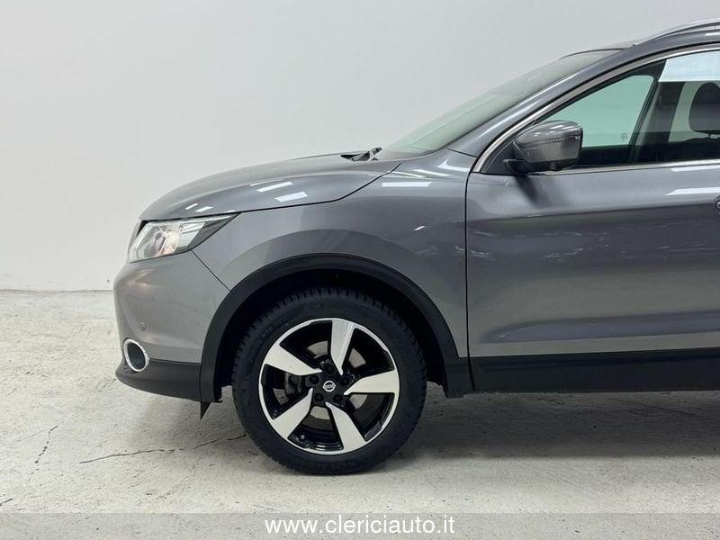 Nissan Qashqai 1.6 dCi 2WD 360 Xtronic (TETTO PAN.)