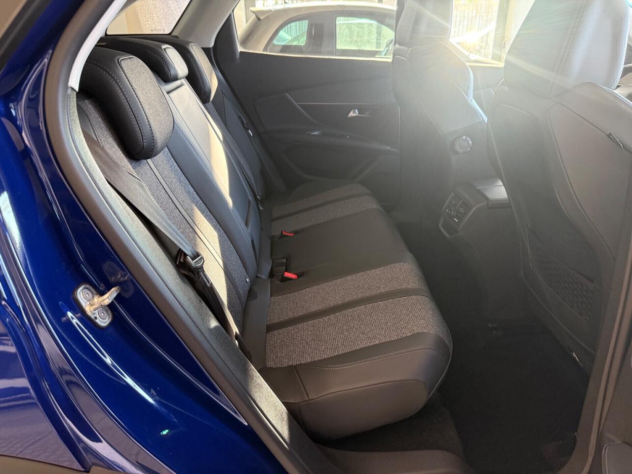 Peugeot 3008 BlueHDi 130 S&S Allure