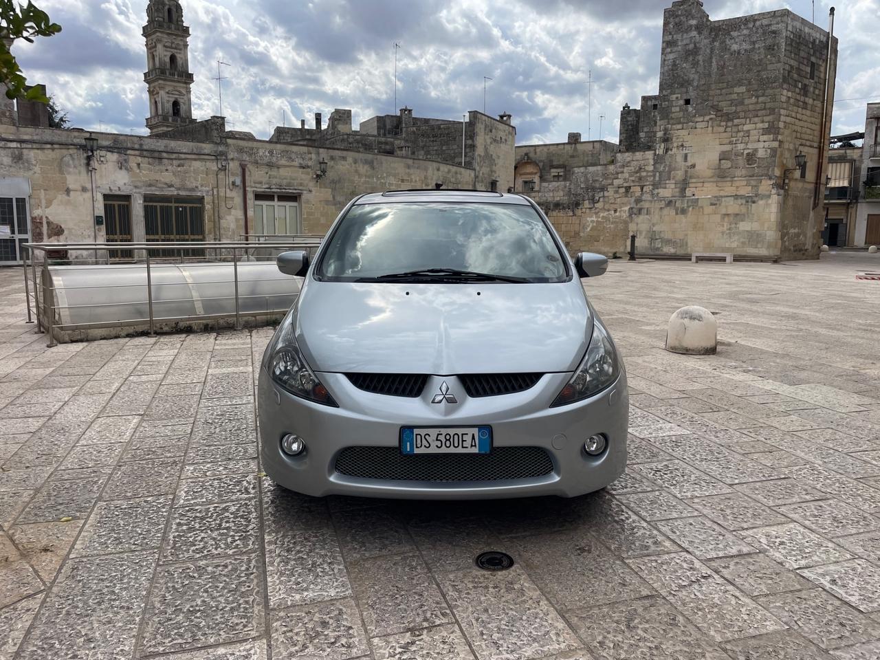 Mitsubishi Grandis 2.0 TDI 7 Posti