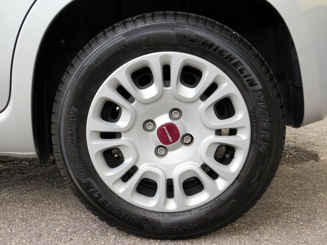 Fiat Panda 1.2 Lounge easypower Gpl 69cv. km 26.000!