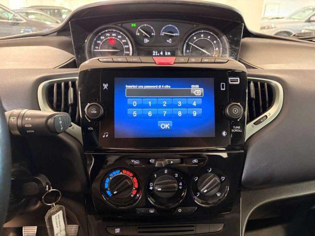 LANCIA Ypsilon 3ª serie - 1.0 FireFly 5 porte S&S Hybrid Plati