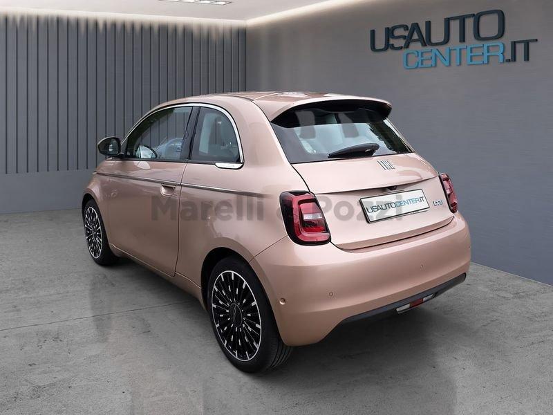 FIAT 500 500e 3+1 42 kWh La Prima