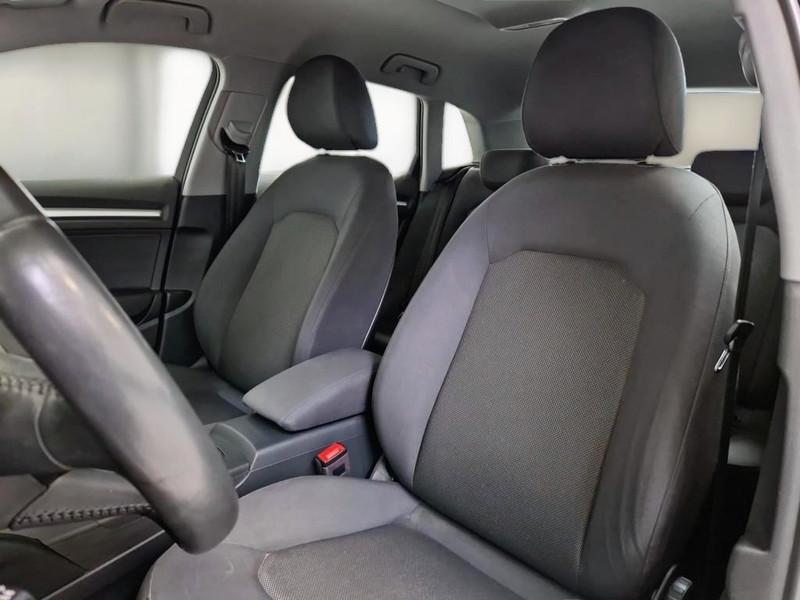 AUDI A3 SPORTBACK 30 TFSI Business