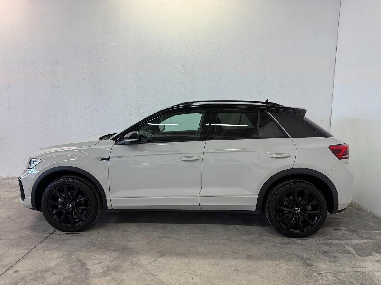 Volkswagen T-Roc 1.5 Tsi R-Line Dsg ** condizioni pari al nuovo ** Garanzia Volkswagen ** prezzo reale senza vincoli di finanziamento **
