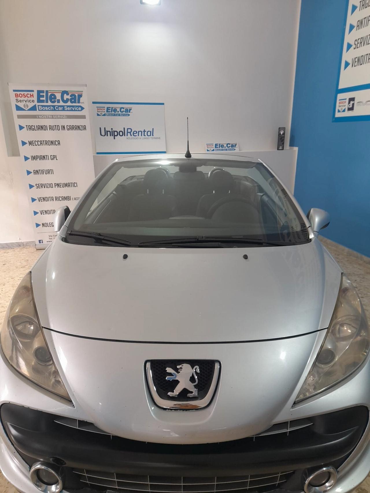 Peugeot 207 1.6 8V HDi 112CV CC Féline