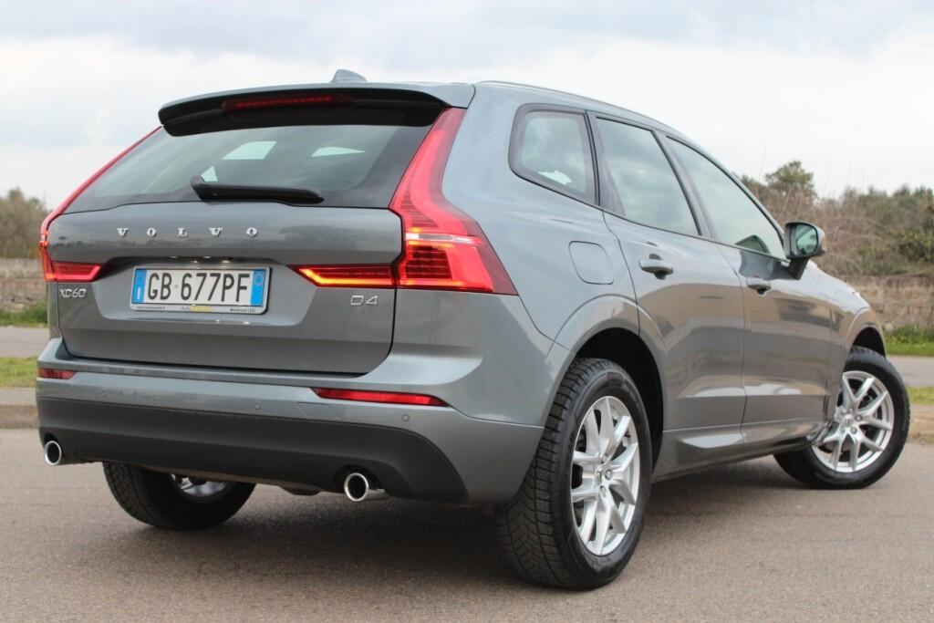 VOLVO XC60 D4 Aut. Momentum 190CV *PELLE *CAMERA