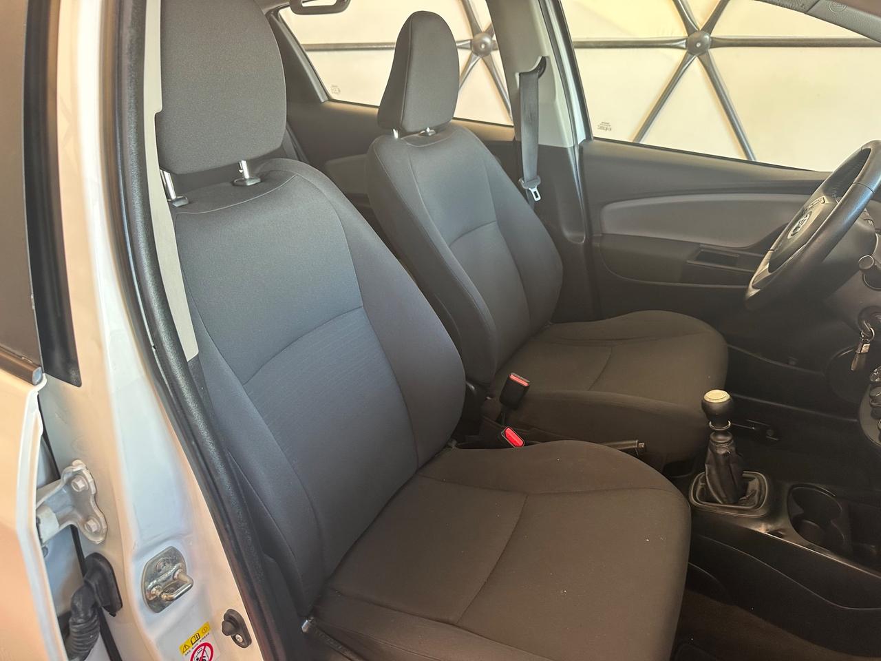 Toyota Yaris 1.4 D-4D 5 porte Lounge