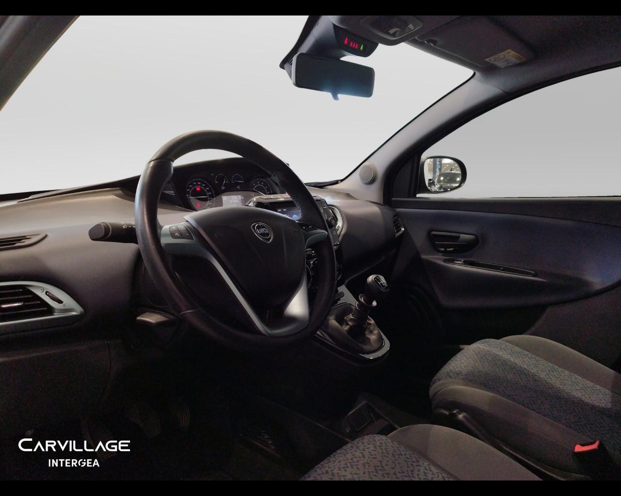 LANCIA Ypsilon 1.0 firefly hybrid Gold s&s 70cv
