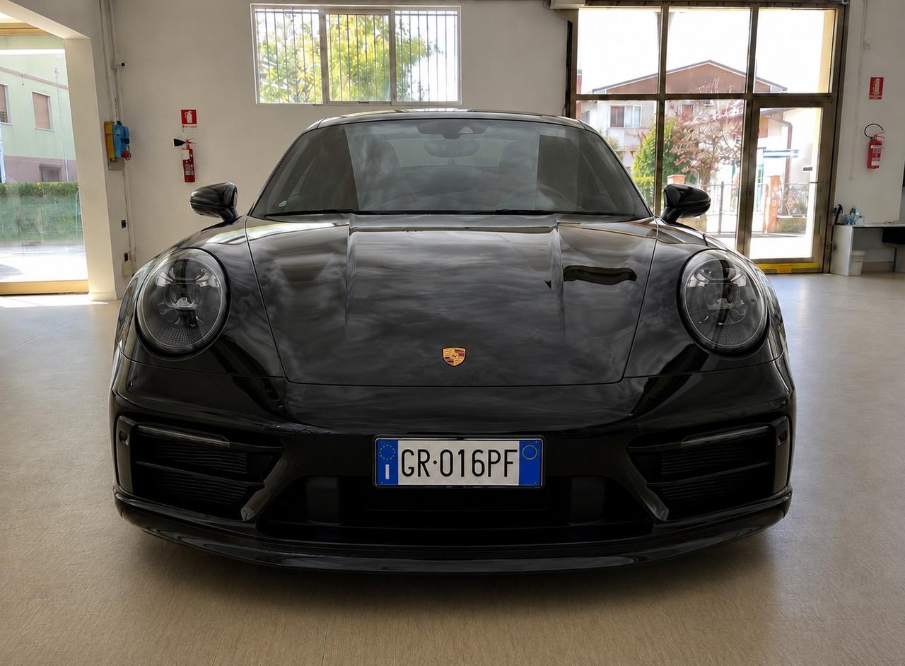 Porsche 911 Carrera 2 GTS