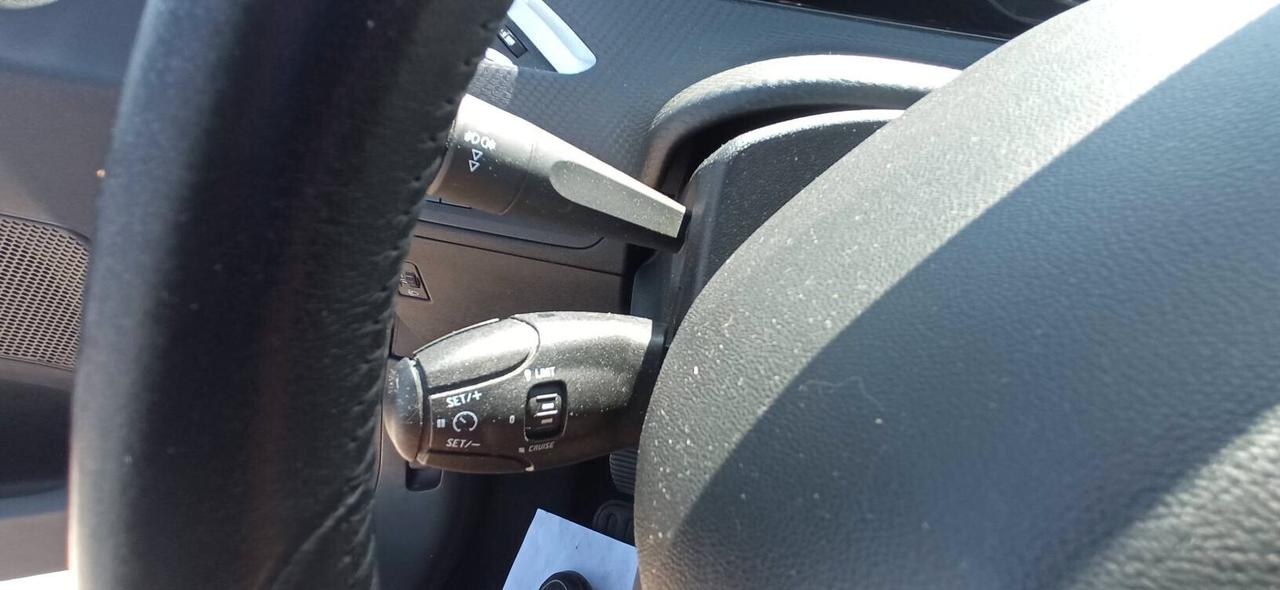 Peugeot 2008 1 PROPRIETARIO 75 MILA KM