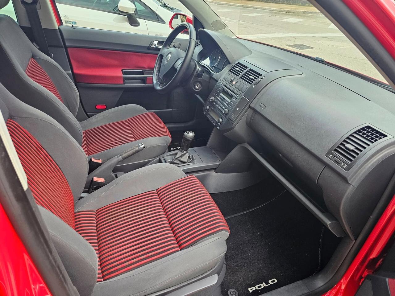 VW POLO 1.9 TDI 101CV SPORTLINE