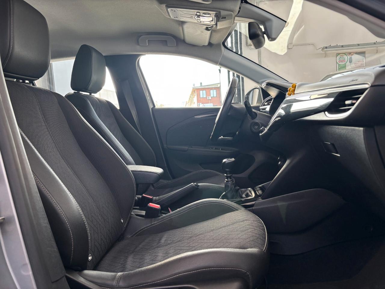 Opel Corsa 1.2 100 CV Edition