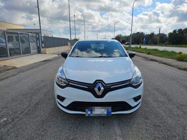 RENAULT Clio 1.5 dCi 8V 75 CV 5 porte Moschino AUTOCARRO N1
