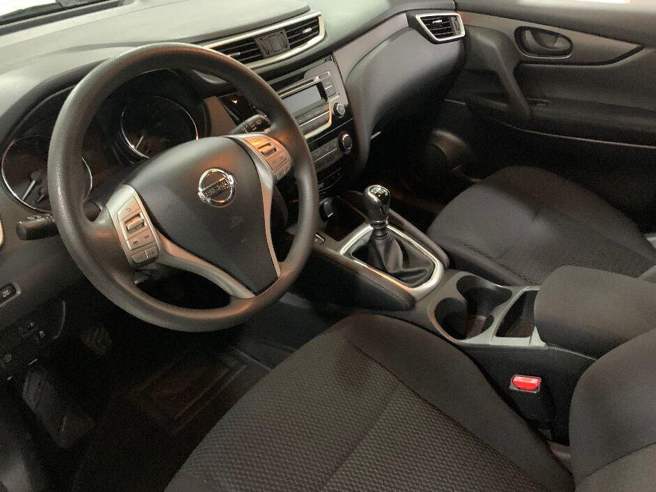 Nissan Qashqai 1.6 DIG-T Visia - SOLI KM 65.000!!!!!!!!