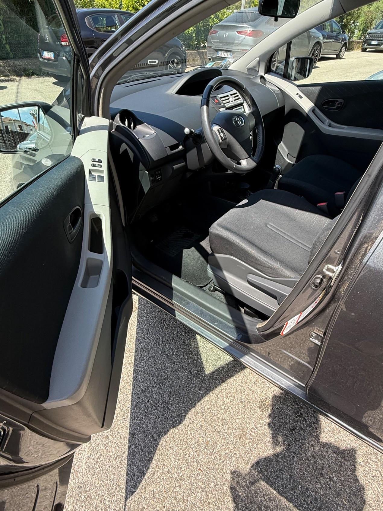 Toyota Yaris 5 Porte Yaris 5p 1.0 Navi