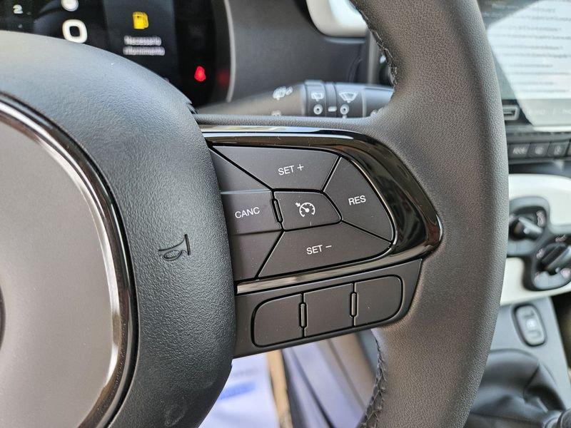 FIAT Panda Panda 1.0 FireFly S&S Hybrid Pandina CROSS