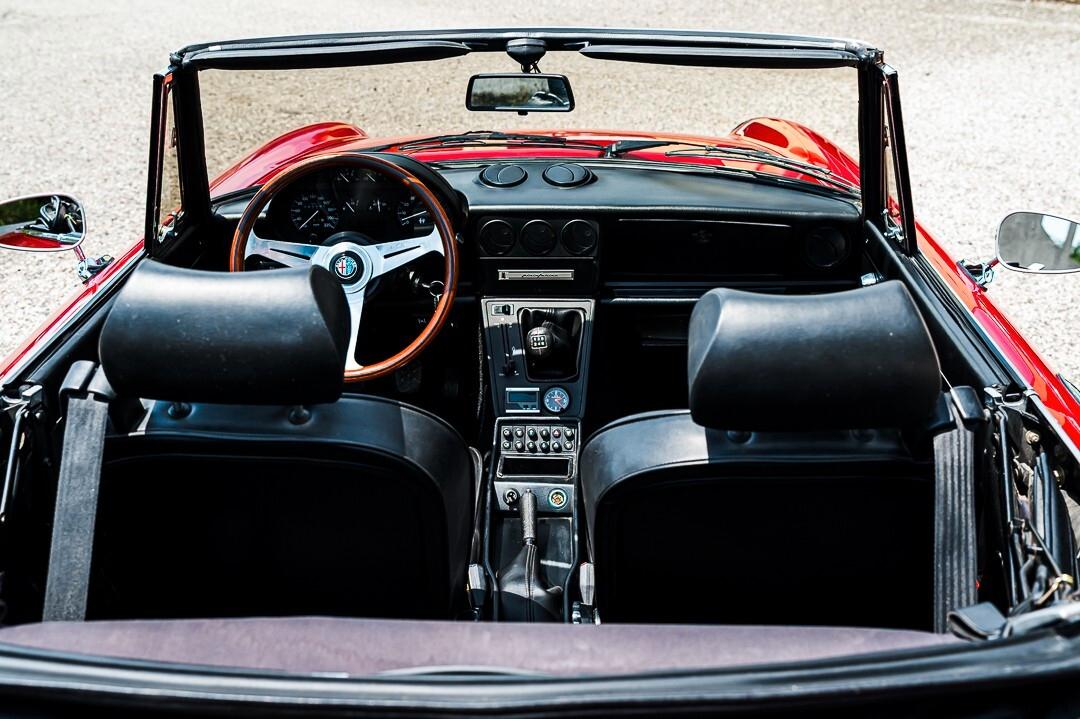 Alfa Romeo 1.6 Spider “Duetto” Serie III Aerodinamica