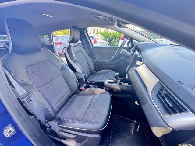 Renault Captur 1.6 E-Tech hybrid Intens 145cv auto