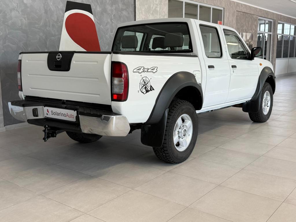 Nissan Cab Double Cab Double Cab 2.5 td 133cv
