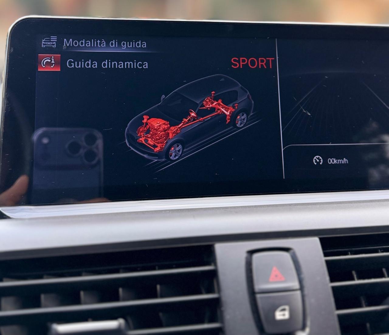 Bmw 118 118d 5p. Urban