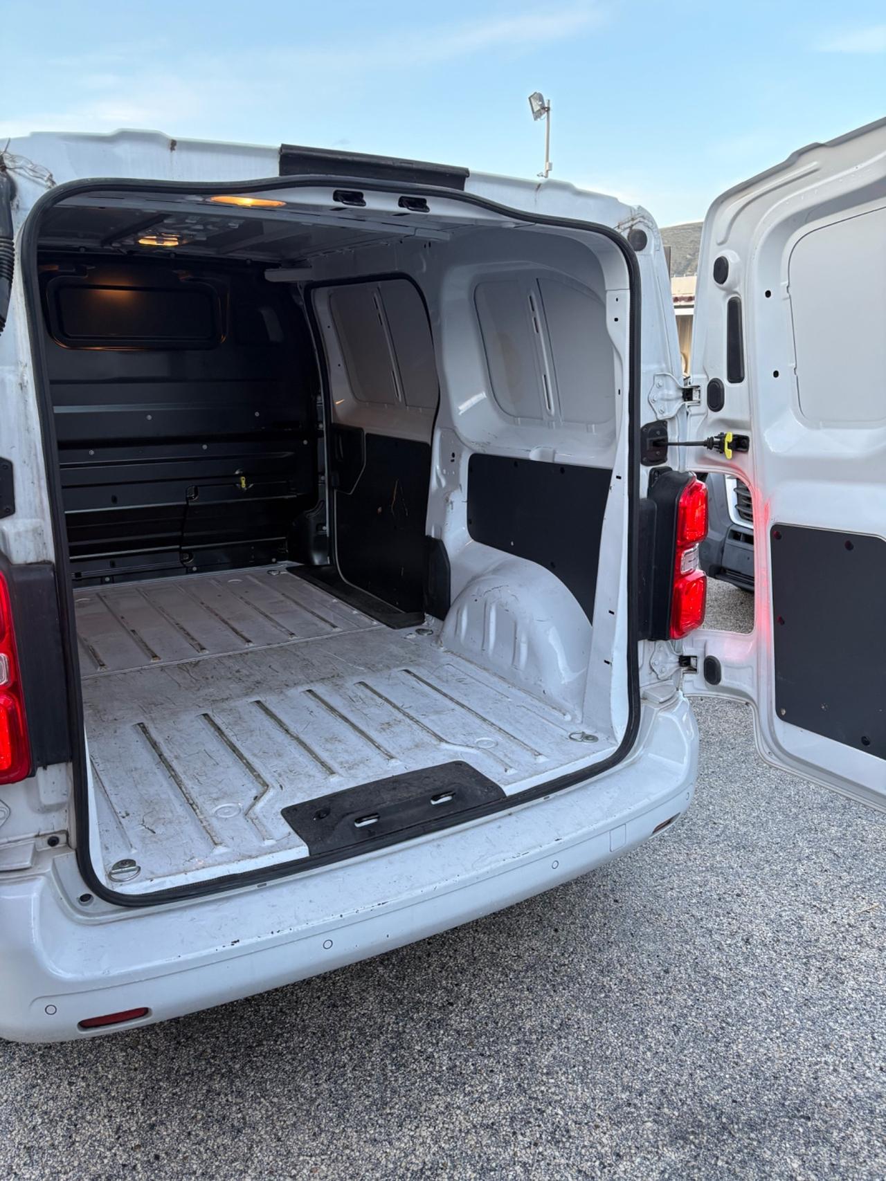 Fiat Scudo 1.5cc 120 CV PL-TN Lounge