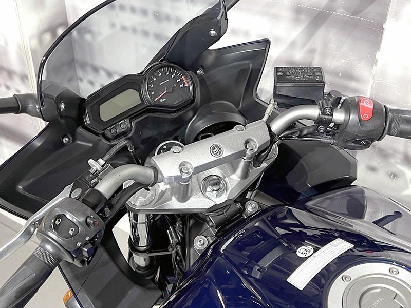 Yamaha FZ6 S2 Fazer