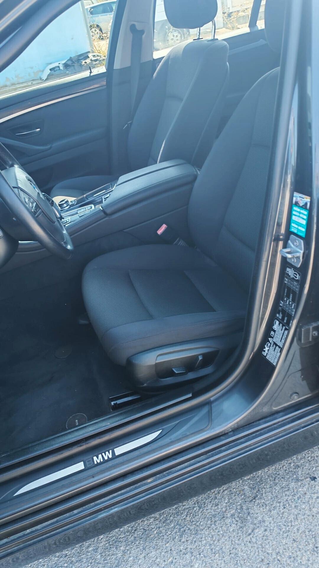 Bmw 520 520d xDrive Luxury