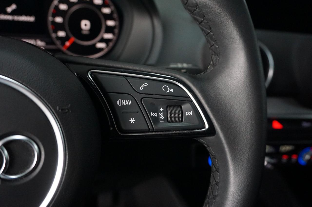 Audi Q2 35 TDI S tronic line Edition