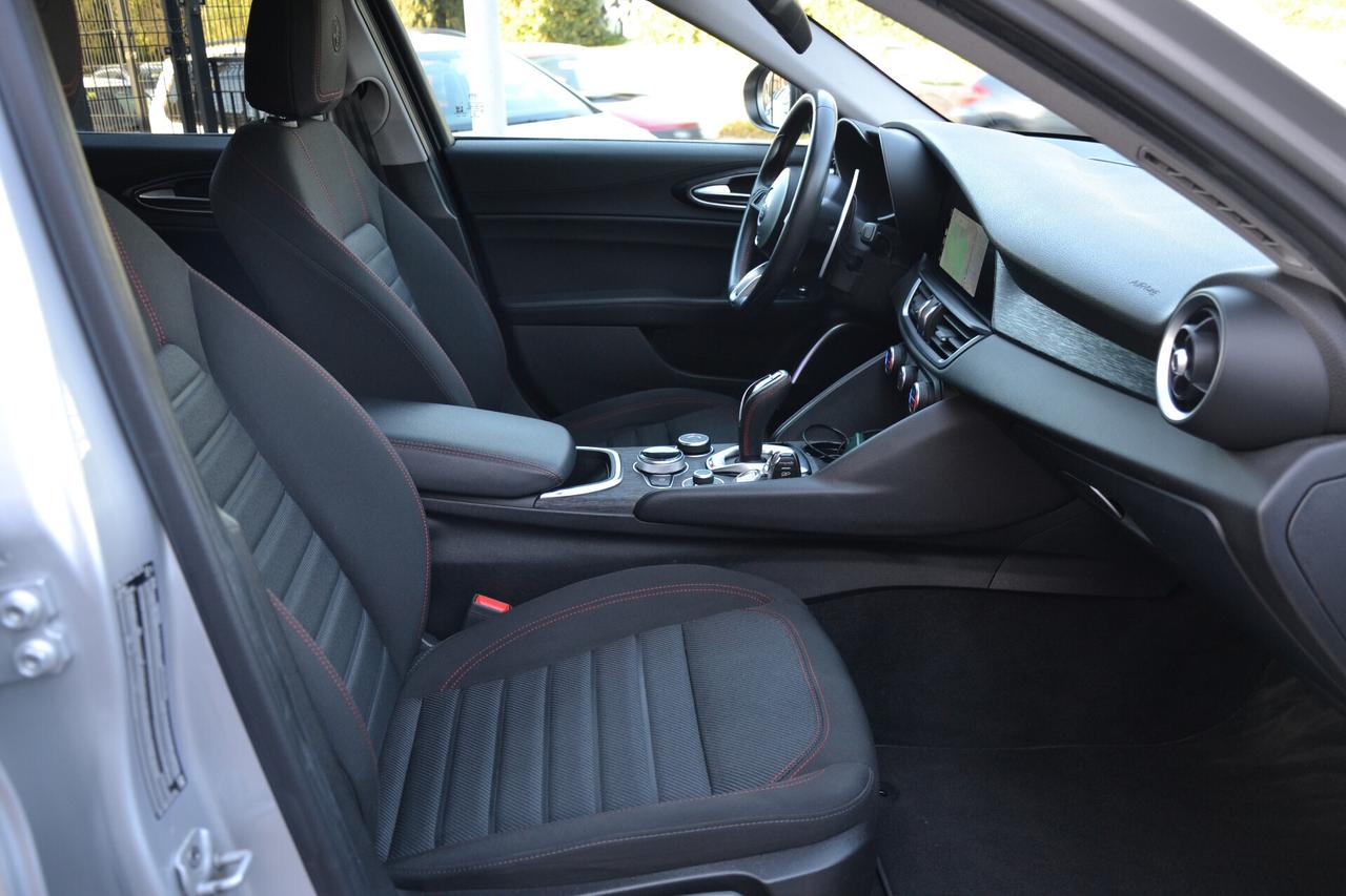 Alfa Romeo Giulia 2.2 160CV AT8 ROSSO EDIZIONE *PAD.F1-NAV-LED-TELEC